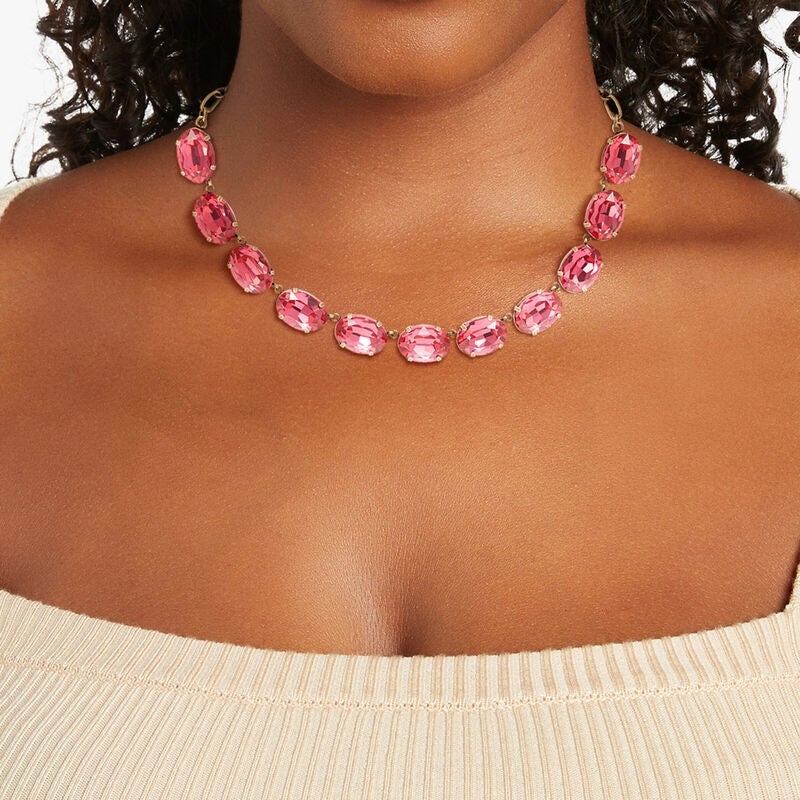 Buy Pink Necklaces & Pendants for Women by GLOBUS Online | Ajio.com